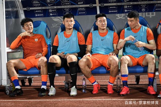 曹云金台上暗讽郭德纲再成焦点