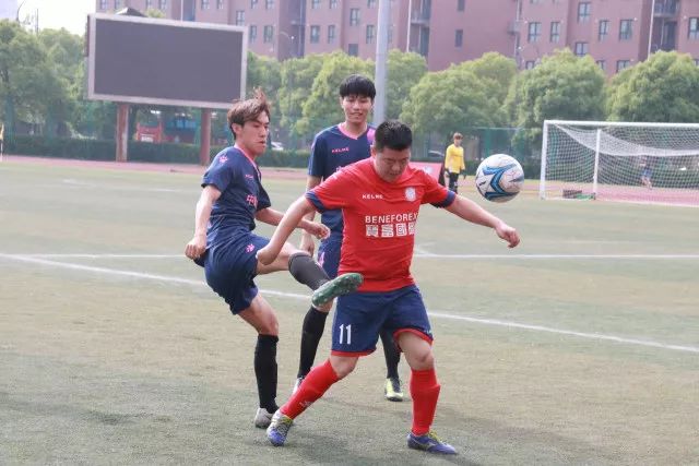连丢两位目标，湖人该正视的现实