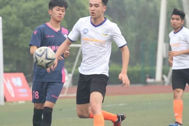 阿森纳主场3球完胜，收获英超开门红