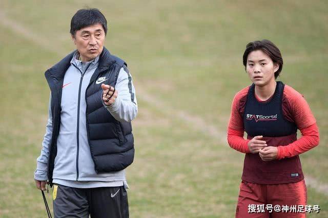 阿森纳遭遇首场失利，曼城独占英超全胜宝座